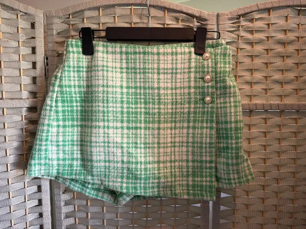 FOREVER 21 Plaid Tweed Skort Women's Green White M Asymmetrical Wrap Style